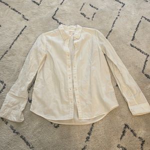 GAP white button down size XS